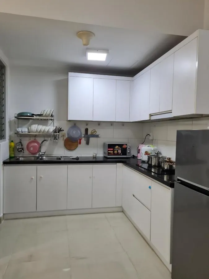 Can Ho 2 Phong Ngu Gan San Bay Tsn Ho Chi Minh City Apartment