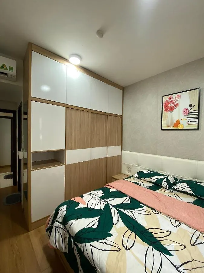 Can Ho 2 Phong Ngu Gan San Bay Tsn Ho Chi Minh City Vietnam